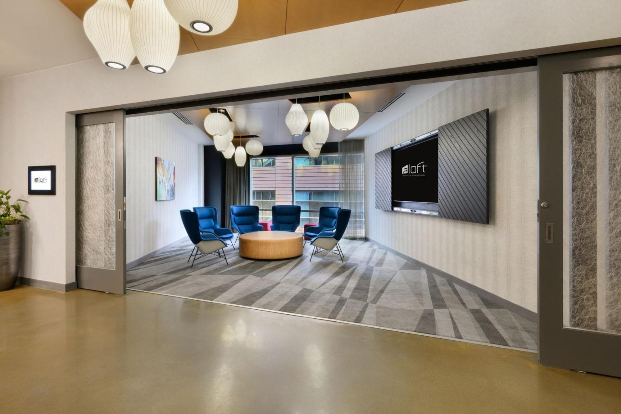 Aloft Greenville Downtown Exterior photo